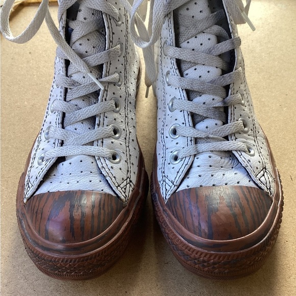 Converse white and brown casual high top dots and faux wood souls, size 5 - Picture 2 of 9